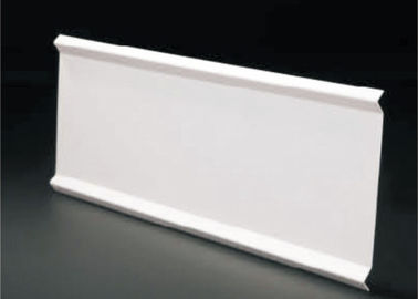 Windenj formte sich hin- und herbewegende lineare Einsteckdecke mit Ziegeln deckt kundenspezifische verschobene Metallstreifen-Aluminiumdecke