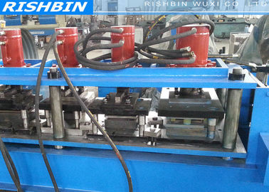 Automatisch 18 Rollen-Türrahmen-Rolle, die Maschine mit hydraulischem Form-Ausschnitt bildet