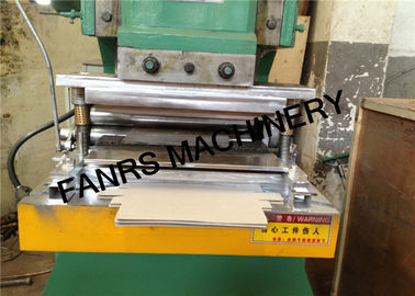 Automatisches Metall Sägeblatt-verbindliche Maschine für Küche Foll, Verpackenkasten zu rollen
