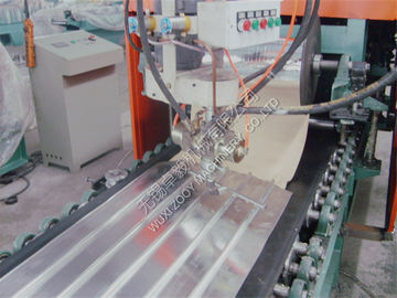 Polyurethan-Sandwich-Platten-Fertigungsstraße der Decken-35kw mit dem Aluminiumfolie-Gegenüberstellen
